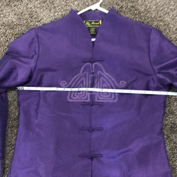 Mirasol size M Nehru collar jacket w embroidered front and sleeves. Like New!! - Picture 9 of 10